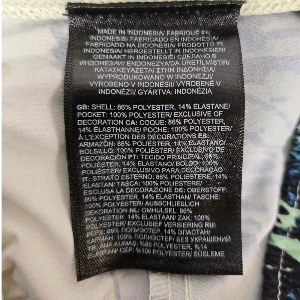 The North Face Mens Wander Short XXL Lime Cream Raven Canyon Print NF0A535QIO0